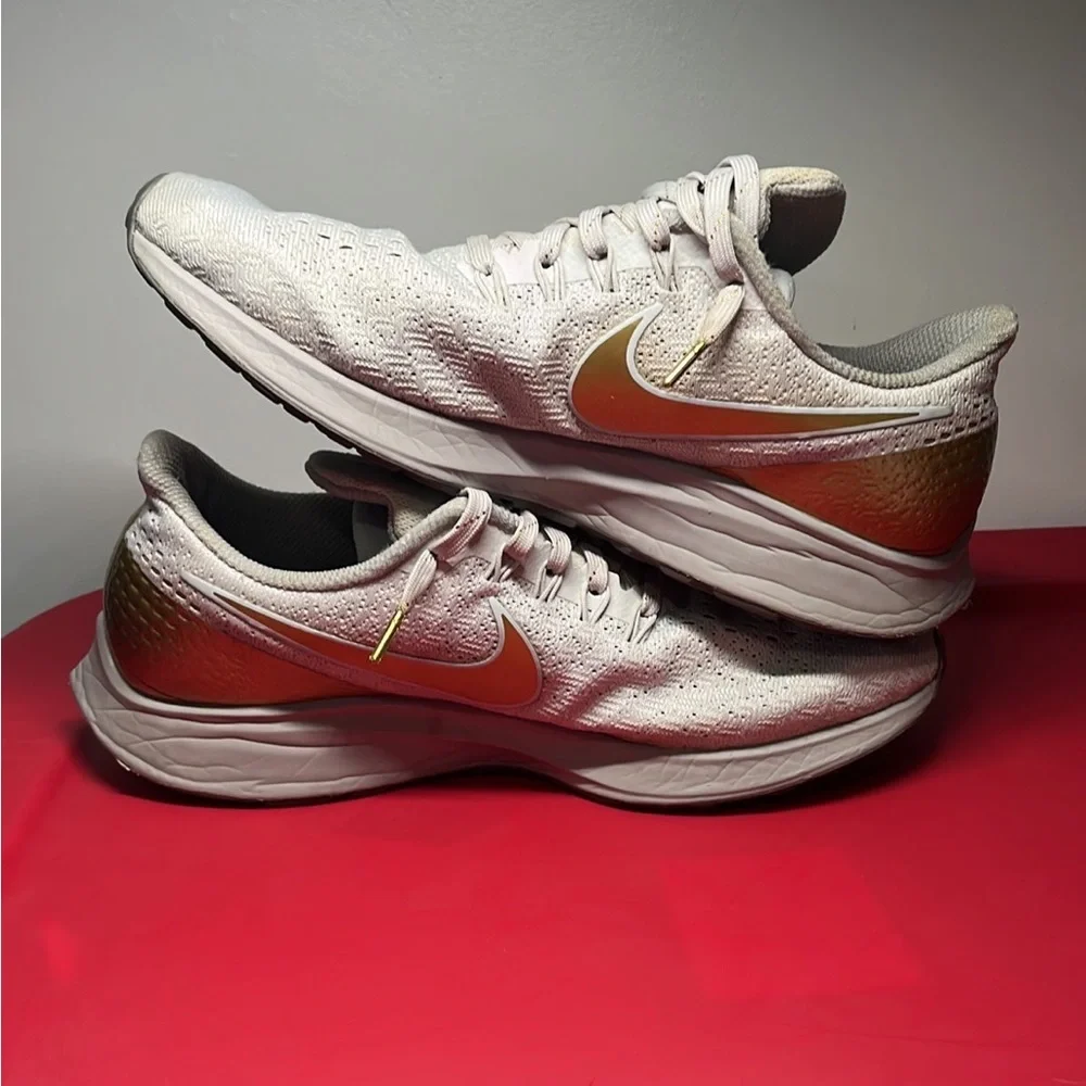 Nike Pegasus 35: Women’s 9